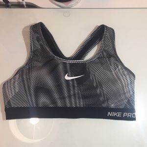 Nike Pro padded sports bra